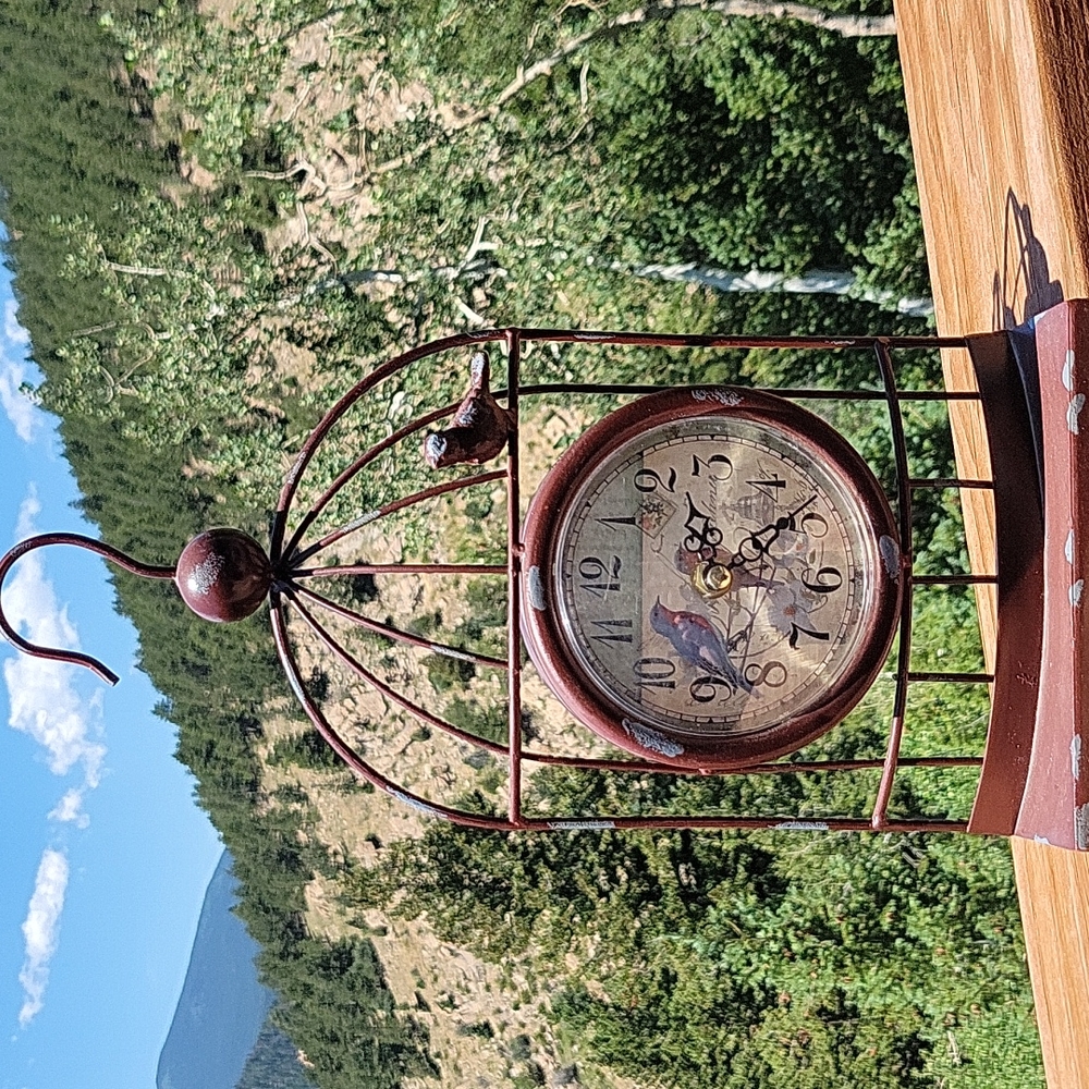 Wall Clock - Picture 3 of 6
